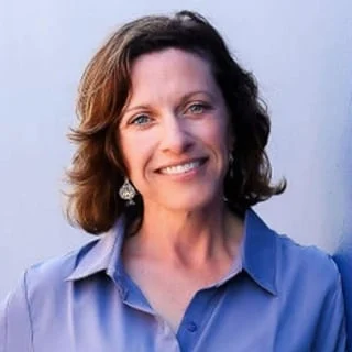 Maggie Koch headshot